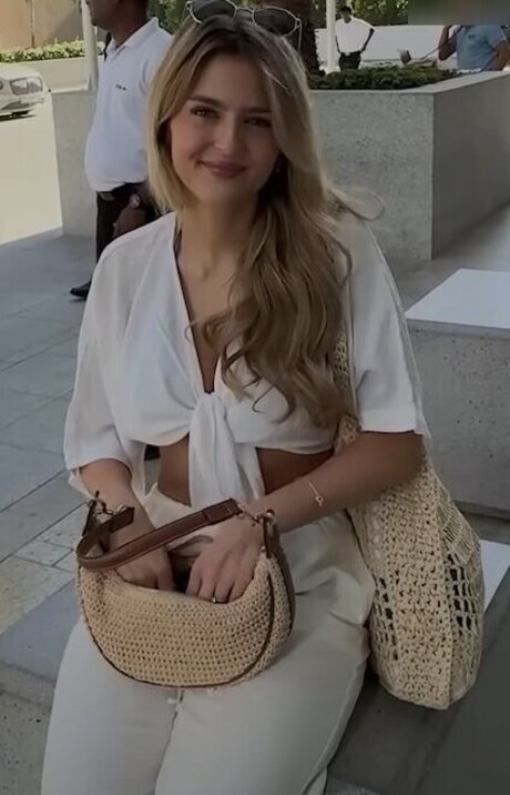 Melina msxou model sexy picture