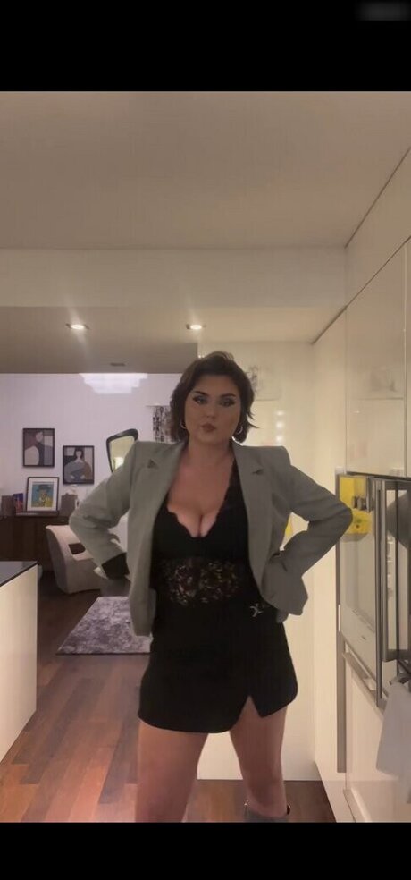 gloryhole wife onlyfans pretty photo