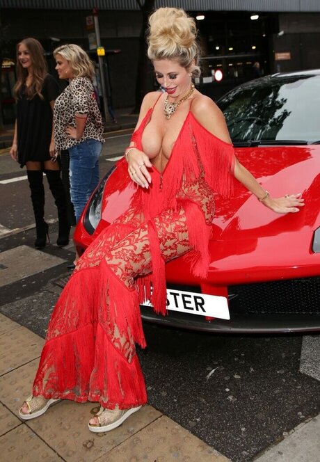 OOPS International model xxx archive