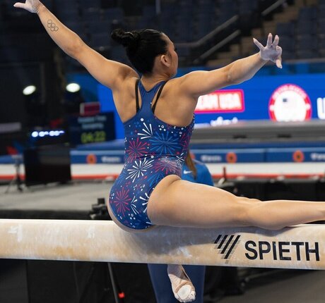 Suni Lee model xxx pics