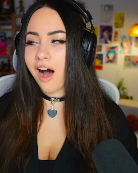 Bunnygirl erotic actress picture