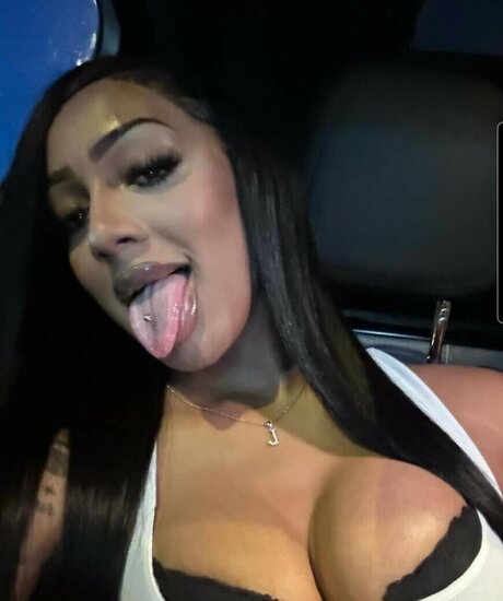 Jada Thorpe naked pornstar img
