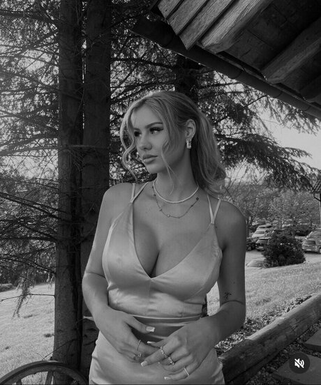 Caro Konrad nice star gallery