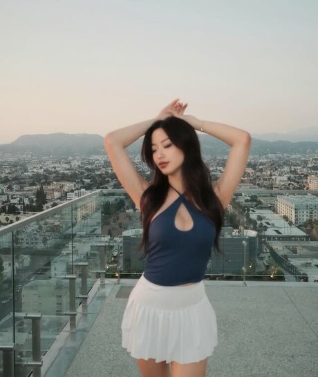 Winnie Chang hot actress archive