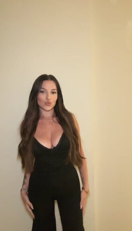 Nikoleta Milenova model pretty pics