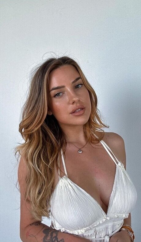 arab wife onlyfans porn images