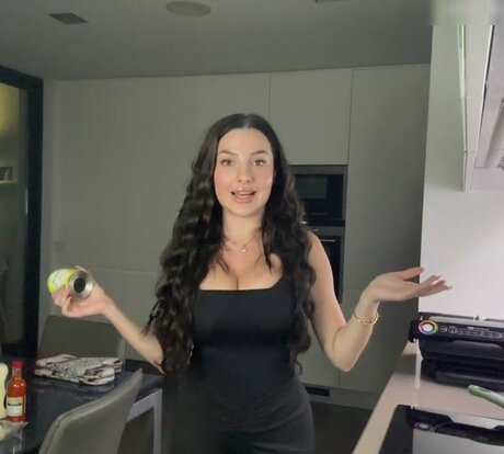 Nikoleta Milenova hot pornstar img