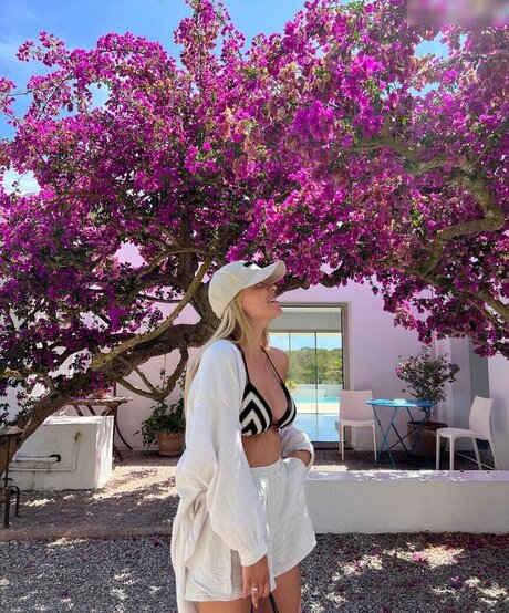 Dagi Bee top actress pic