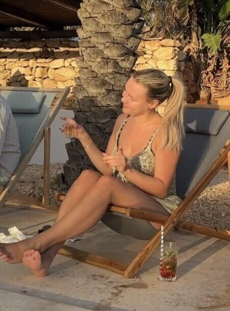 Dagi Bee pornographic model image