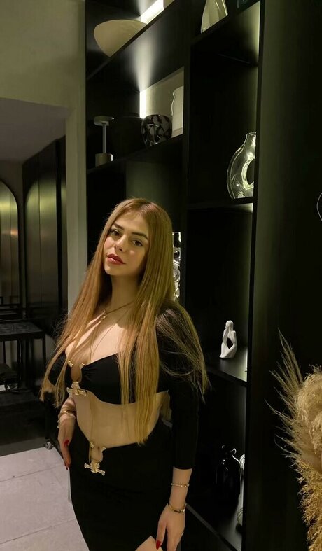 Sude Beren Ataselim exclusive model archive