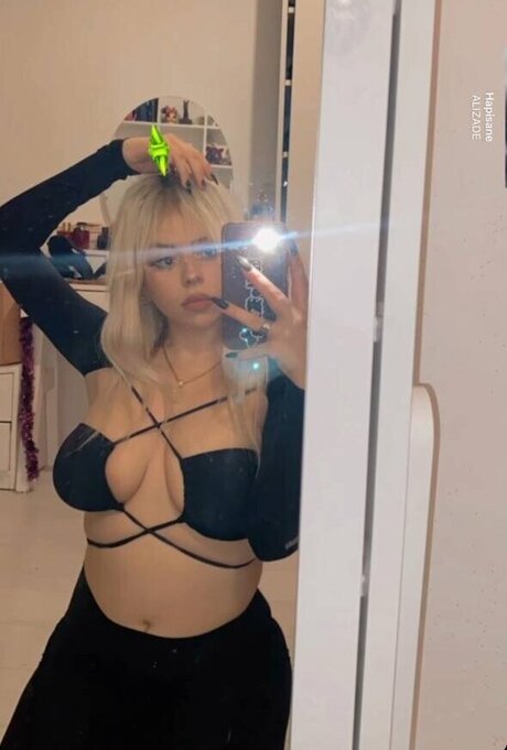 Sude Beren Ataselim perfect model images