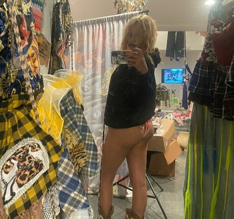 Tommy Genesis nudes model images