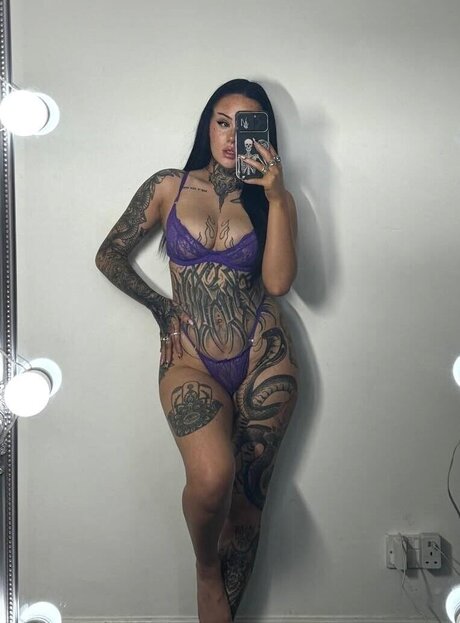 Ash Wilson naked actress archive