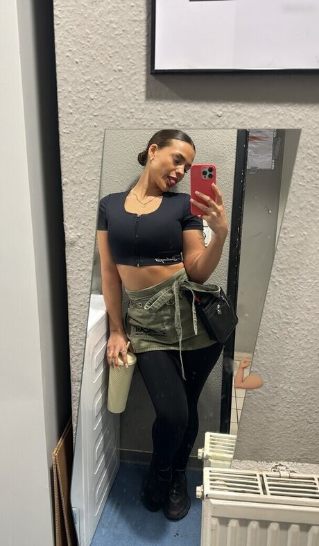 blonde fitness onlyfans sexy xxx images