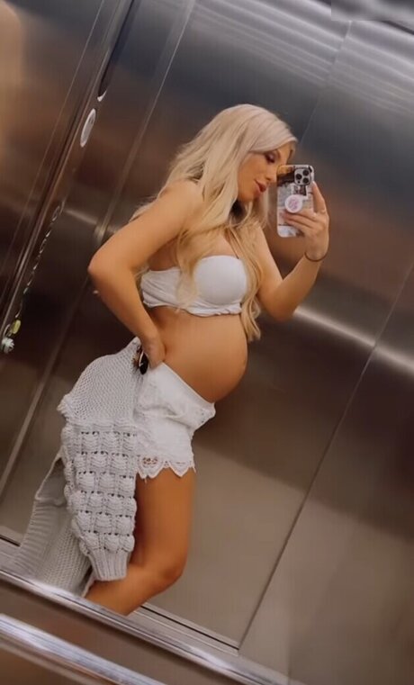 pregnant princess onlyfans beautiful naked img