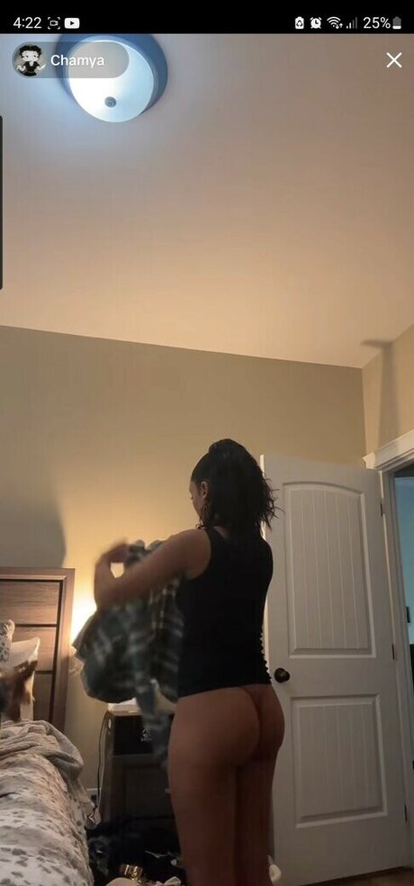 Chamya Johnson naked star img