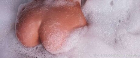 eva oopsy star top img