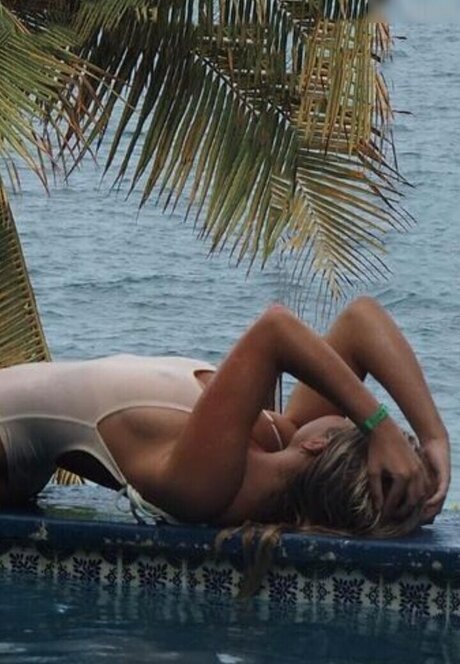 popular trans onlyfans xxx img