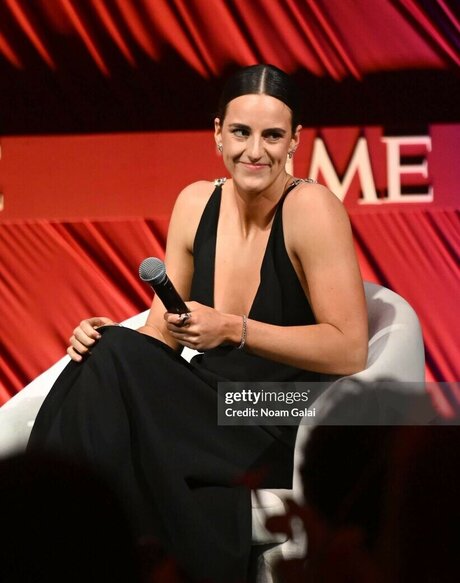 heluvstikax model perfect images