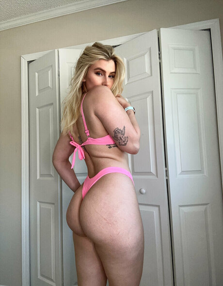 military girls onlyfans adult image