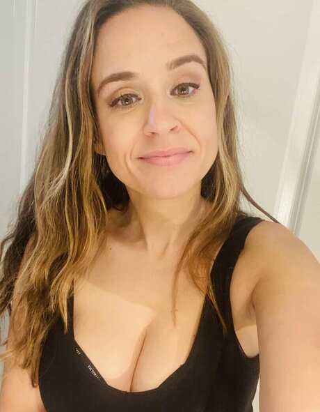 BellaSuede top pornstar gallery