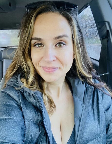 BellaSuede sex star pics