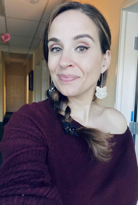 BellaSuede exclusive star pictures