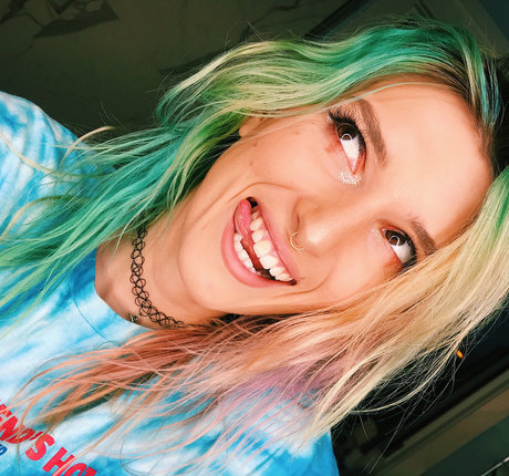 Dani Thorne beautiful pornstar images