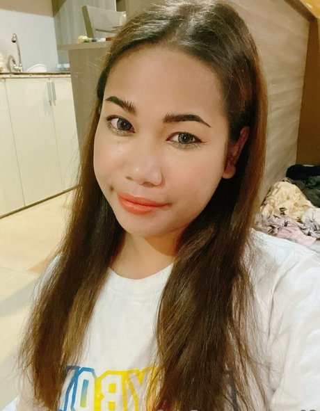 luzy93 nudes actress archive