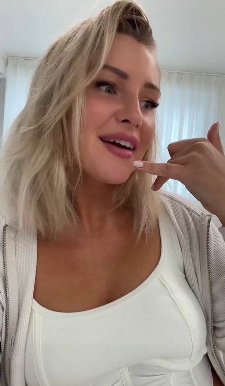 latina maid onlyfans beautiful porn img