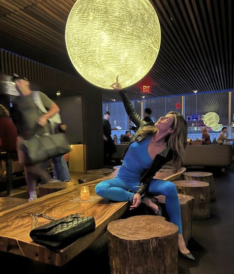 Elisabetta Canalis hot actress img