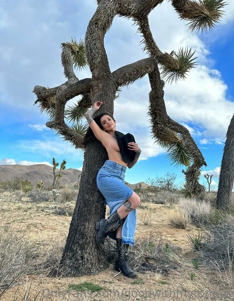 goodwithmytongue nude actress pictures