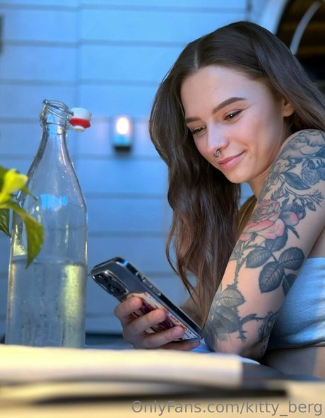 blonde teen pussy onlyfans free xxx photo