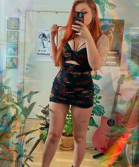 tiny asian onlyfans perfect gallery