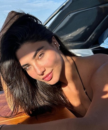 Gabriela Versiani beautiful pornstar gallery