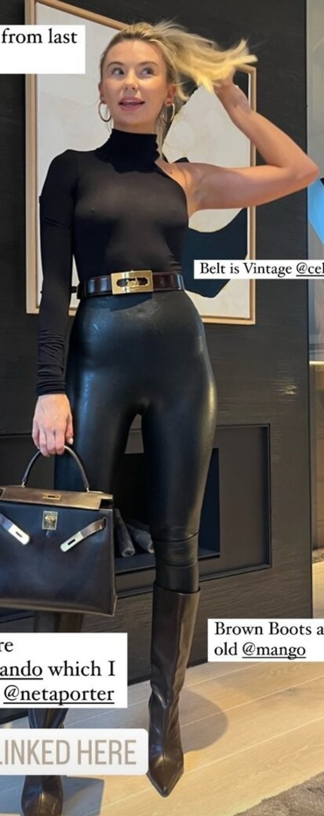 small dick shemale onlyfans best photos