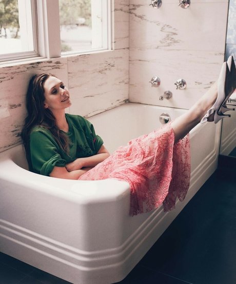 brunette milf onlyfans exclusive photos