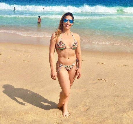Daniele Hypolito hot model gallery