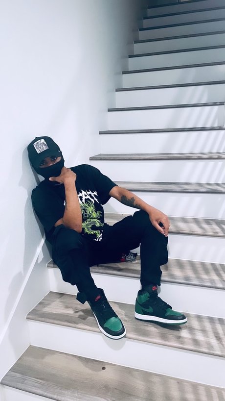 busty petite onlyfans sexy xxx photo