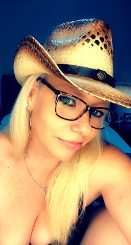LisaMarie art star photo