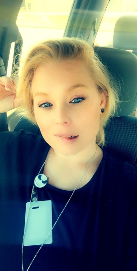 blonde fitness onlyfans sexy nudes image