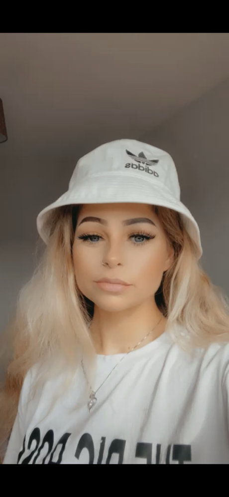 Lil Buff Baddie VIP British Princess_ exclusive star picture