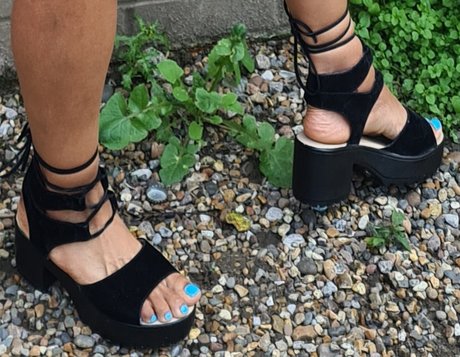 Lovable pretty feet pornstar nudes archive