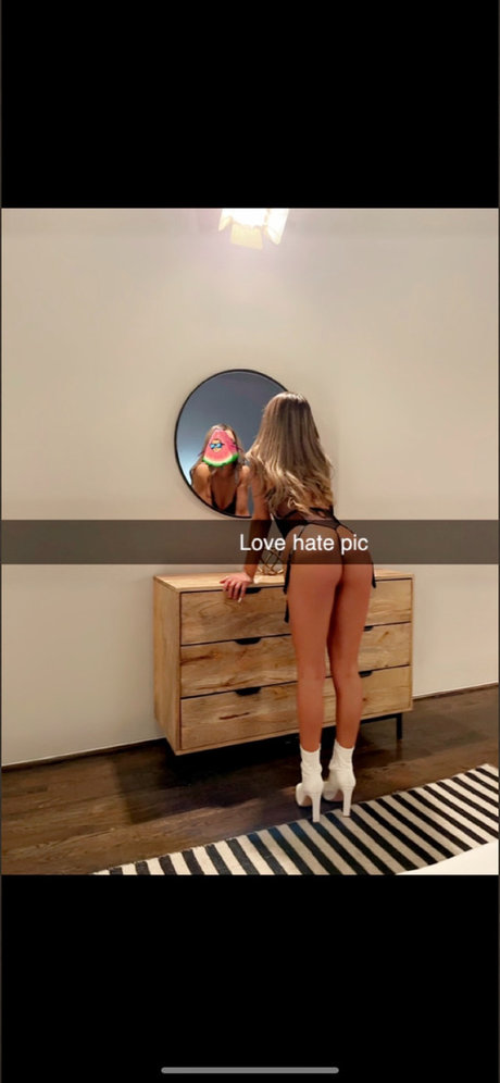 Kensley_ beautiful pornstar pics