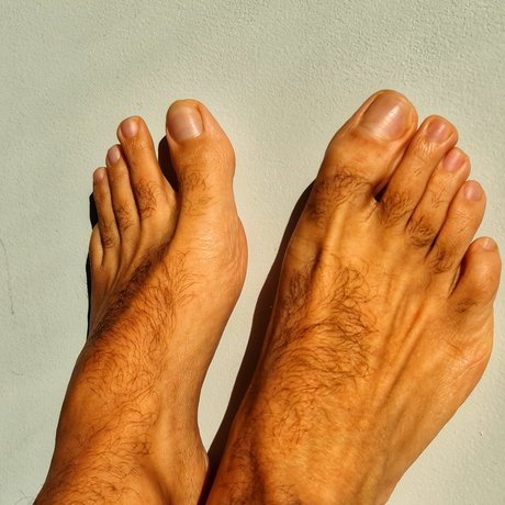MaleFeetPleasure star hd gallery