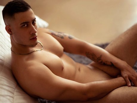 Matt Sail star nude archive