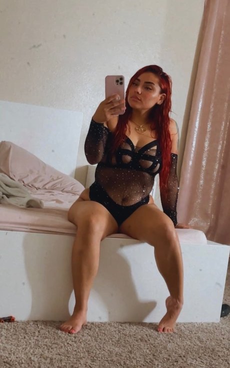 Ladydi nude model picture
