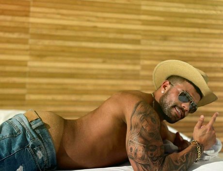 lesbian feet onlyfans art porn galleries