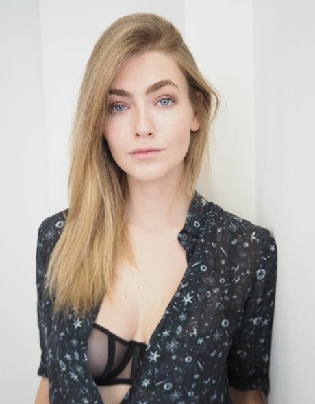 Eve Delf model pornographic pic