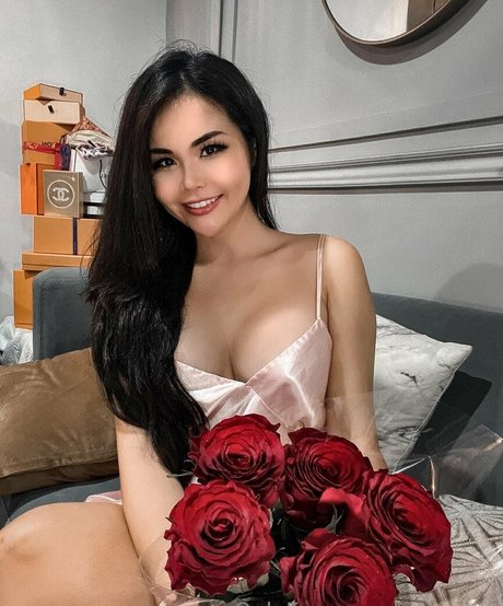 onlyping model art images